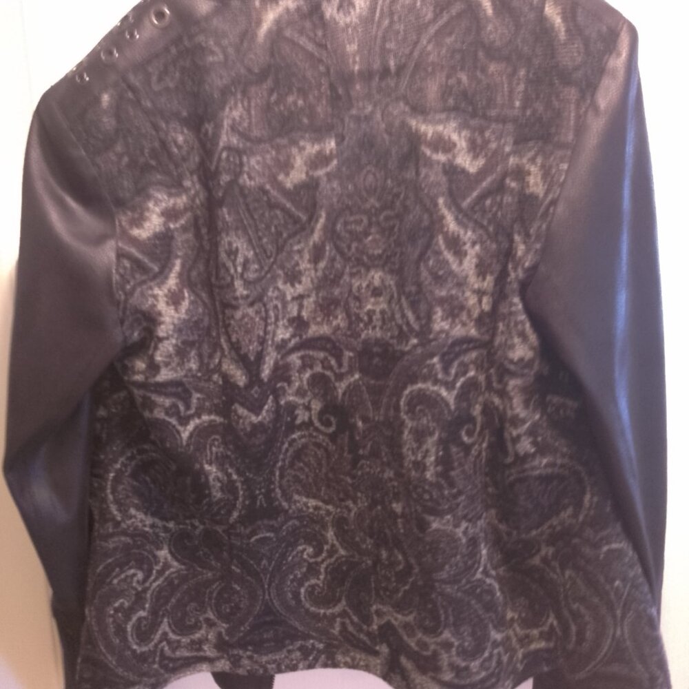 Female Leather / Fabric Leather